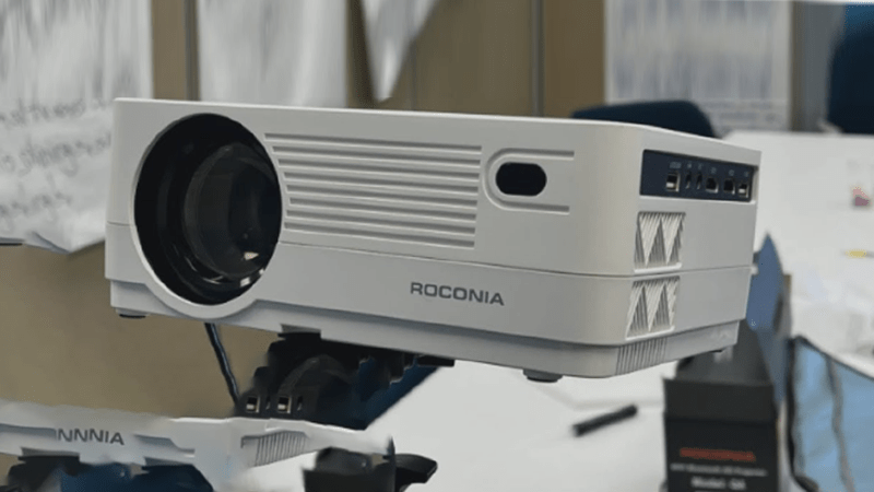 Roconia 12000LM Full HD Movie Projector